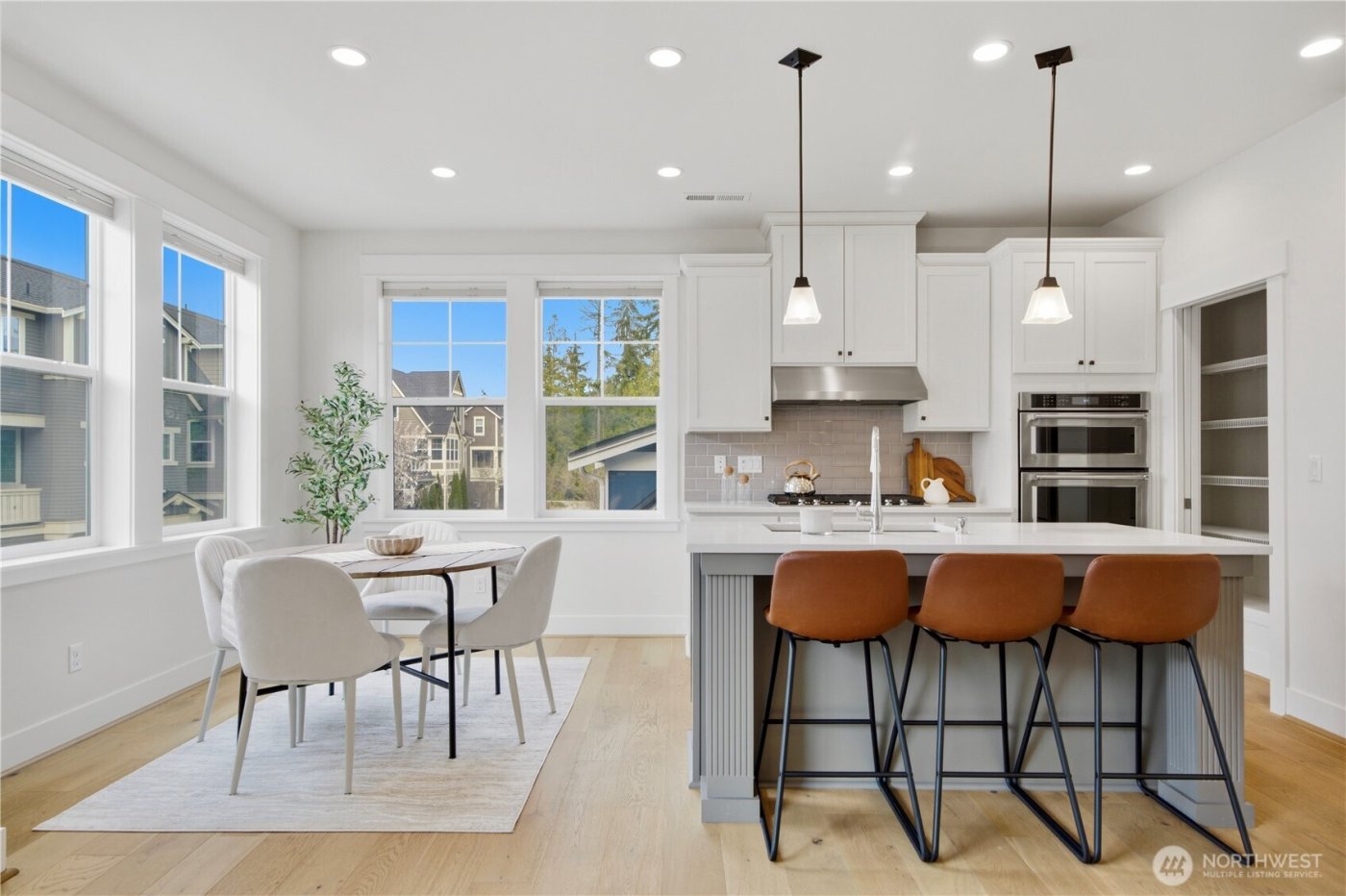 18615 46th Avenue SE, Bothell, WA 98012