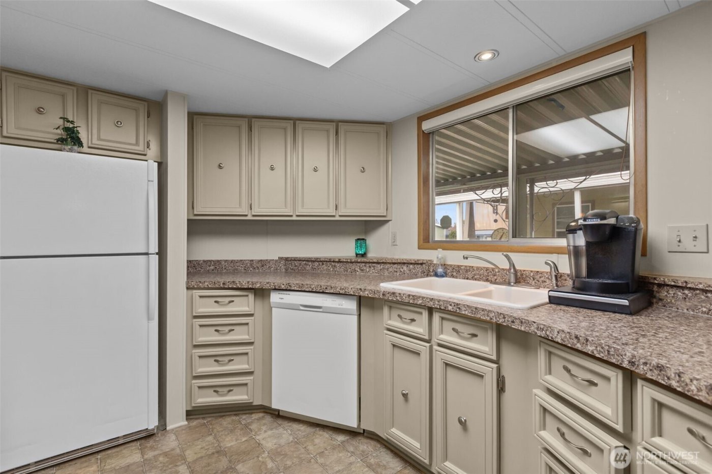 11436 SE 208th Street #152, Kent, WA 98031