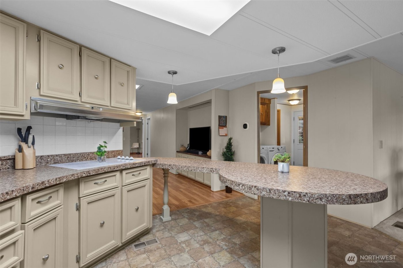 11436 SE 208th Street #152, Kent, WA 98031