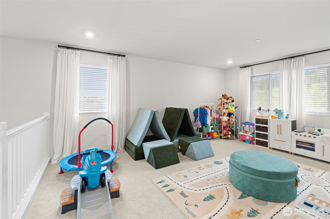 23534 Arbors Terrace Road NE, Kingston, WA 98346