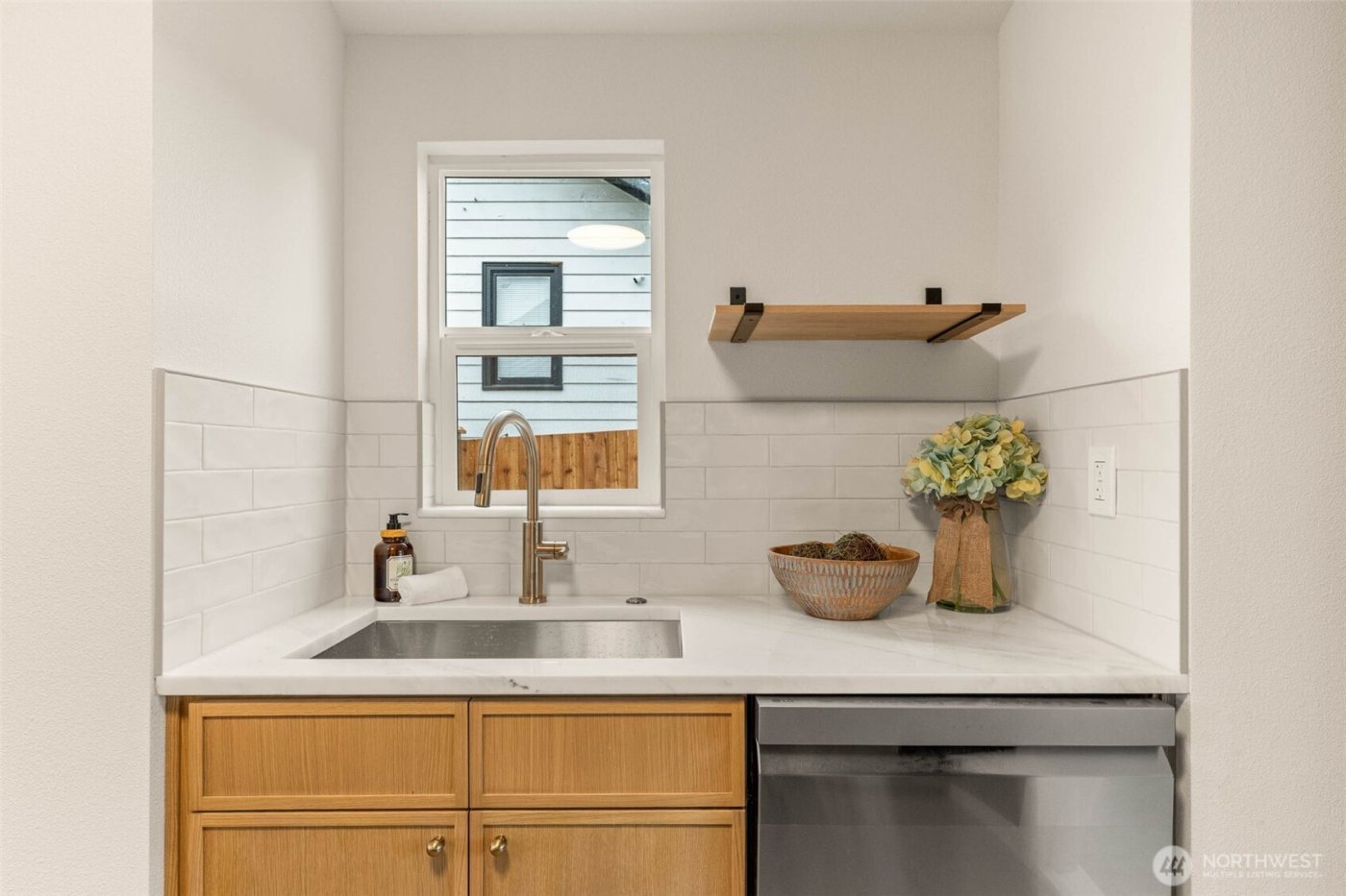 421 S 57th Street , Tacoma, WA 98408