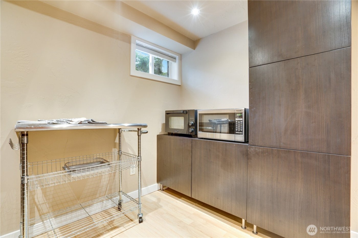 1820 N Union Avenue , Tacoma, WA 98406