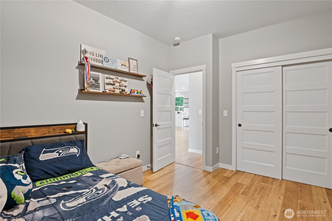 250 Red Rock Drive , Castle Rock, WA 98611