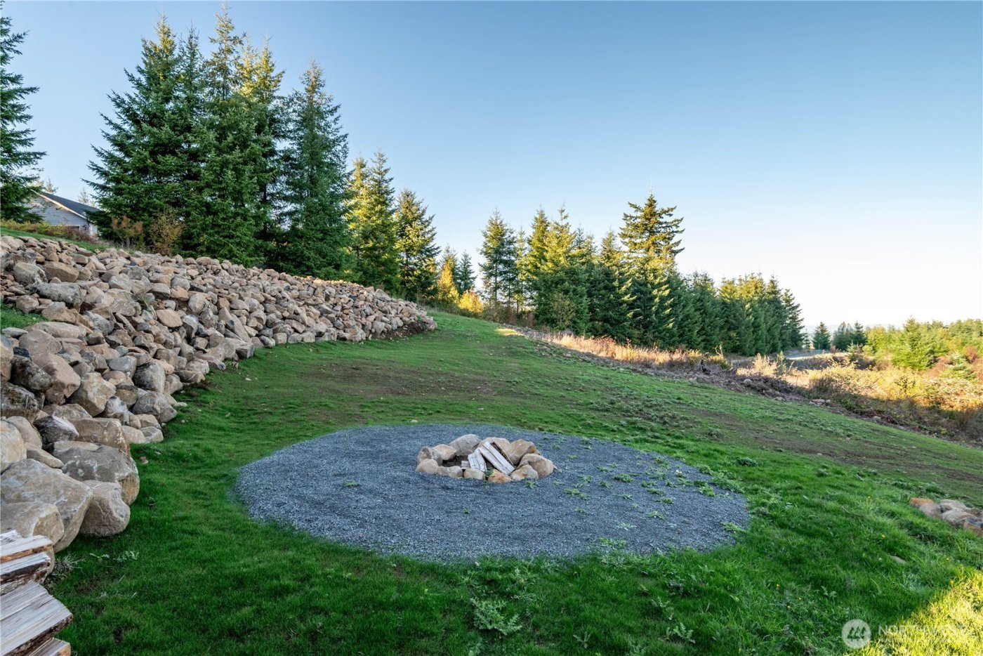 250 Red Rock Drive , Castle Rock, WA 98611