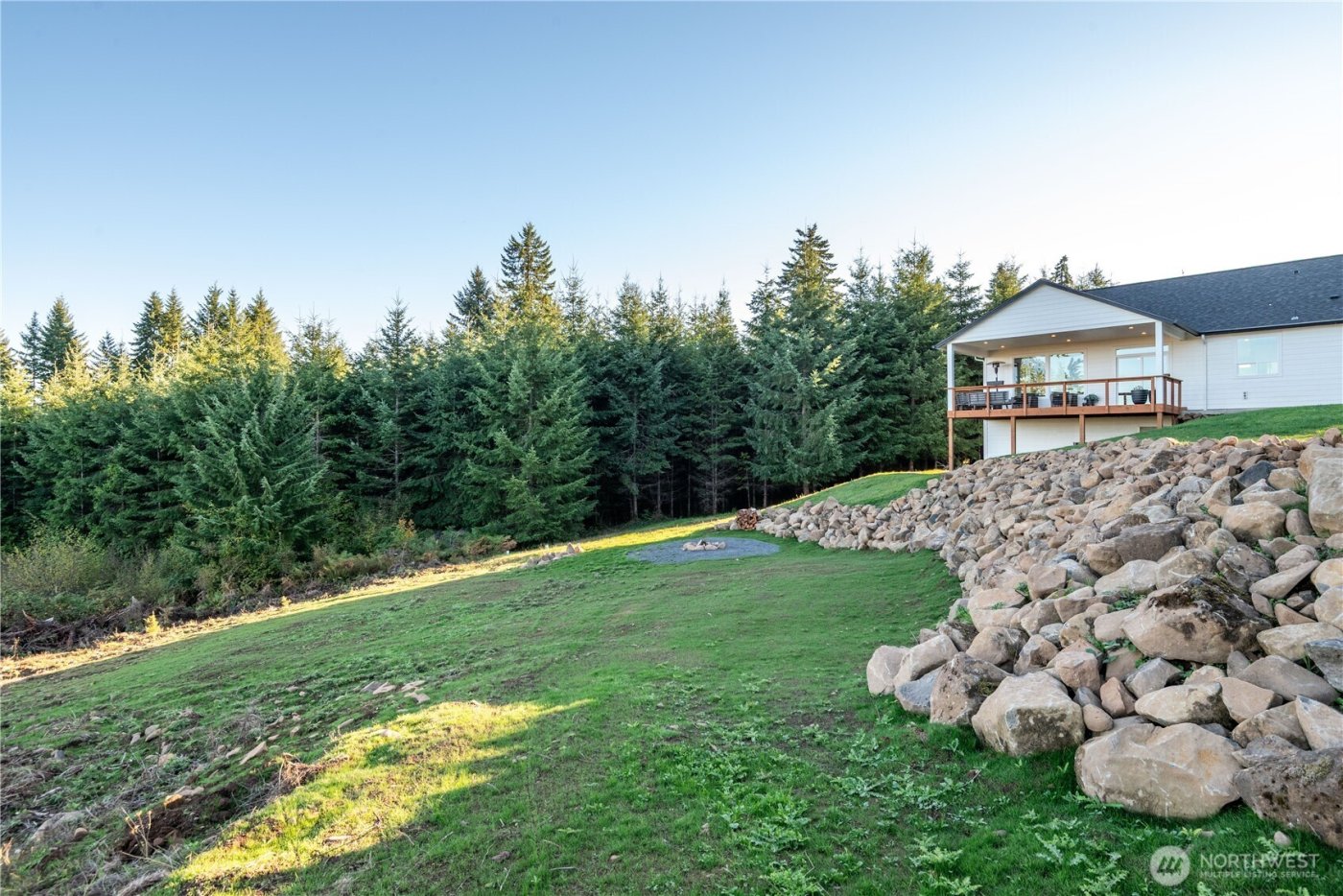 250 Red Rock Drive , Castle Rock, WA 98611