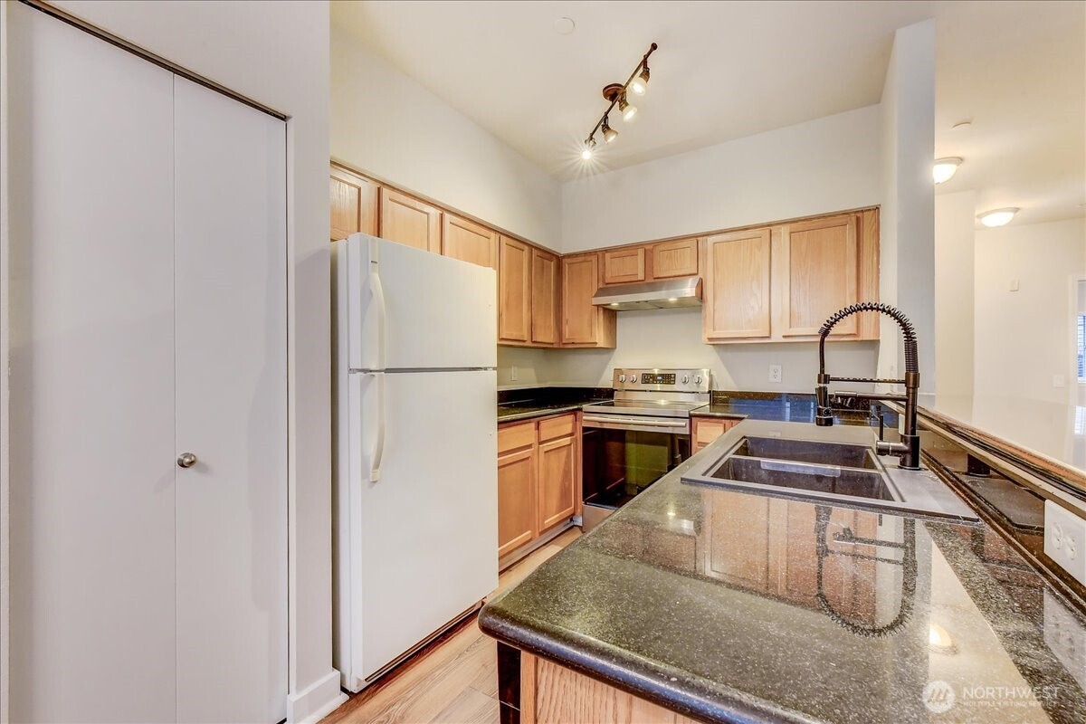 5809 Highway Place Street NE #A203, Everett, WA 98203