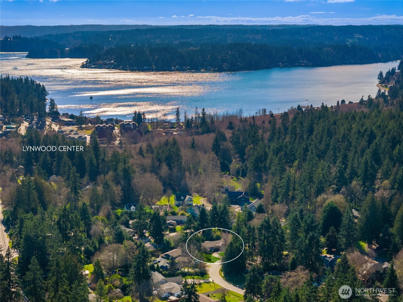 5344 Ruby Place NE, Bainbridge Island, WA 98110