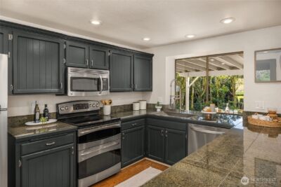 5344 Ruby Place NE, Bainbridge Island, WA 98110 - Photo 8