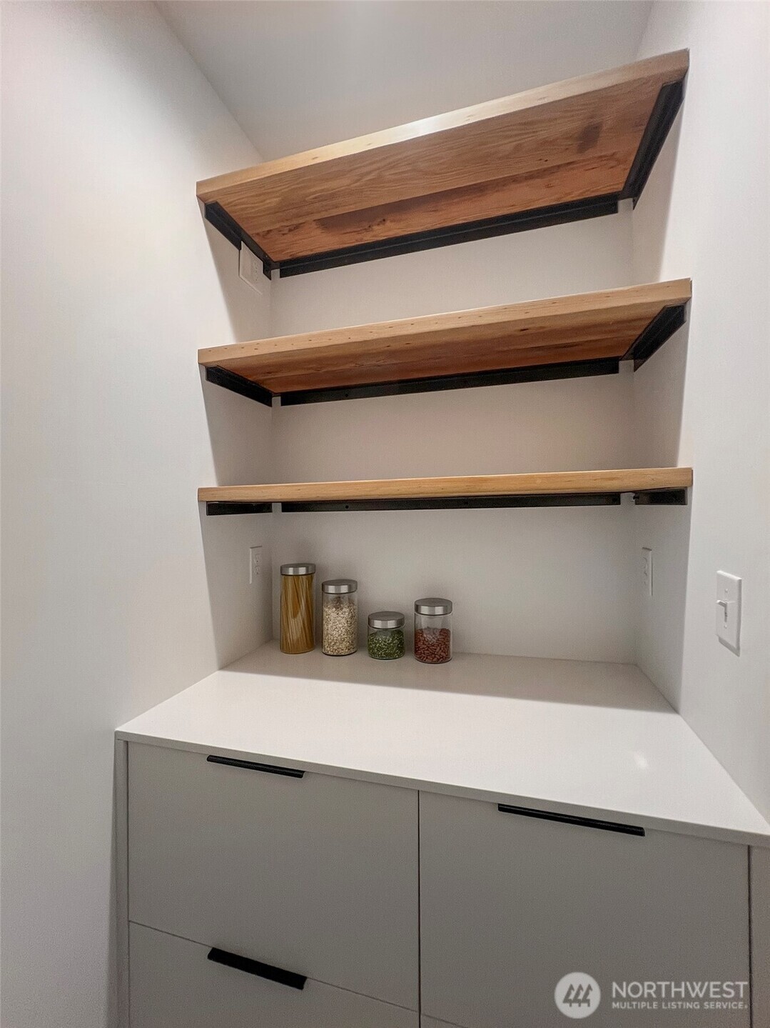 9318 47th Avenue SW, Seattle, WA 98136