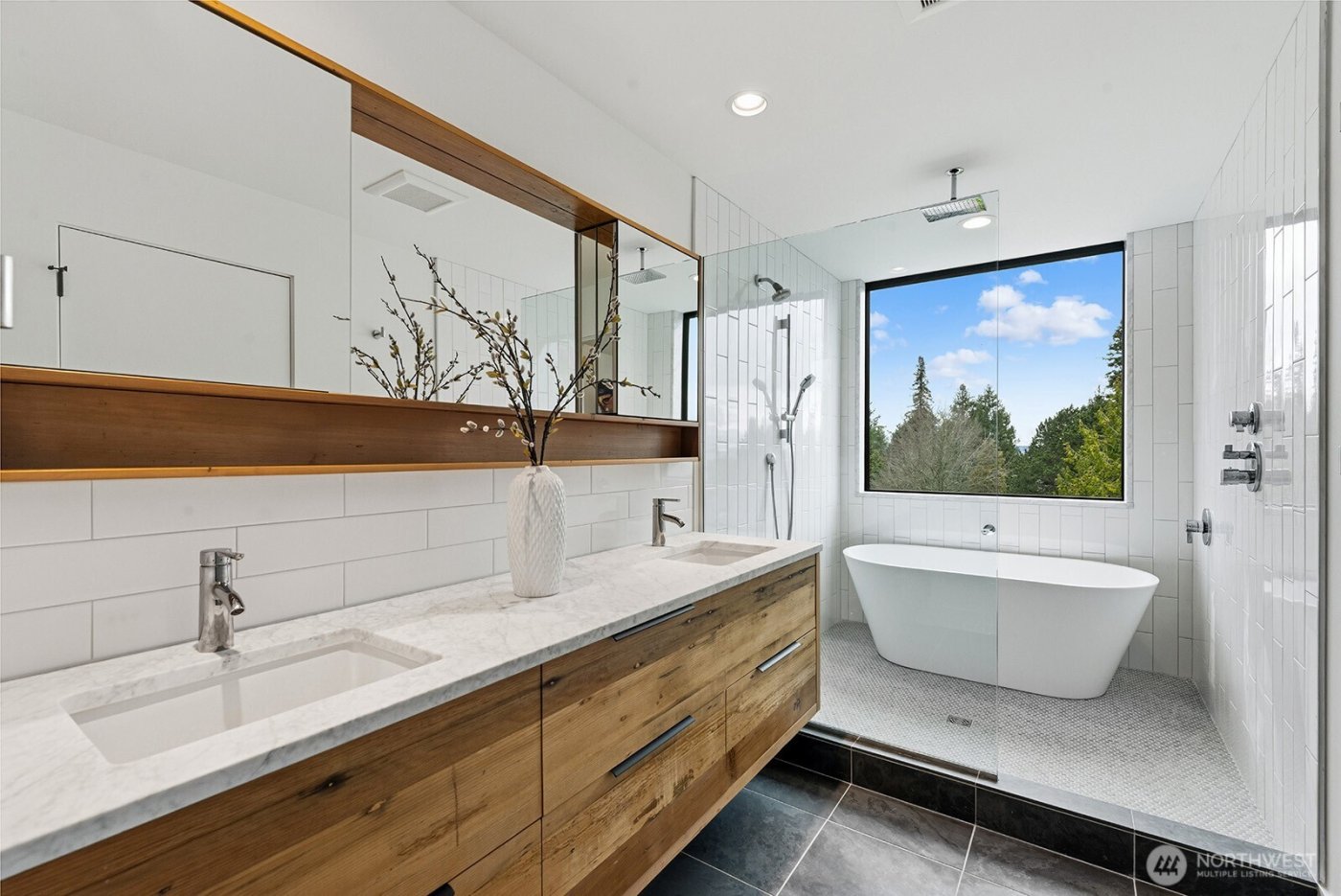 9318 47th Avenue SW, Seattle, WA 98136