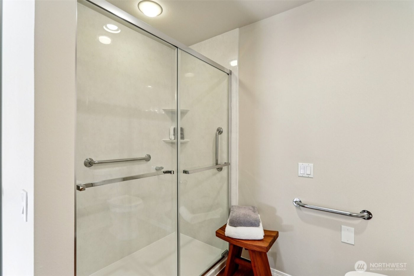 4222 221st Place SE #1081, Issaquah, WA 98029