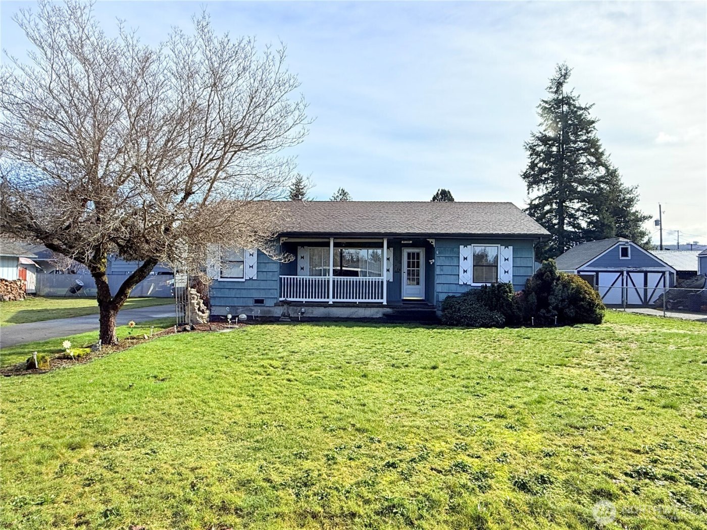 124 N 9th Street , McCleary, WA 98557