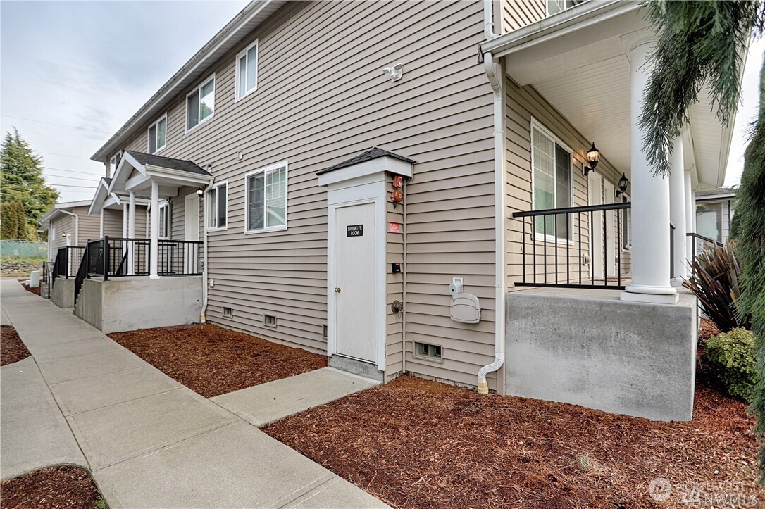 4407 Hoyt Avenue #ABCD, Everett, WA 98203