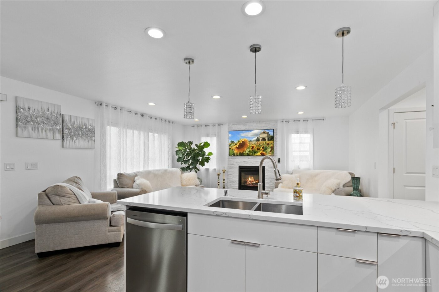 8254 Breeze Loop , Blaine, WA 98230