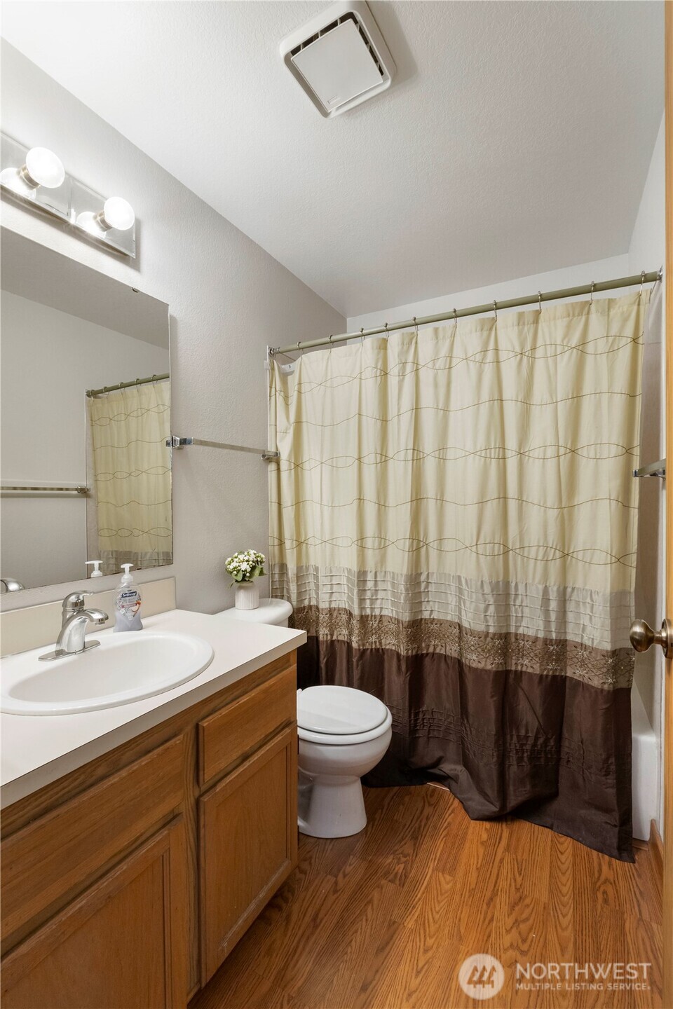 27630 130 Avenue SE, Kent, WA 98030-8866