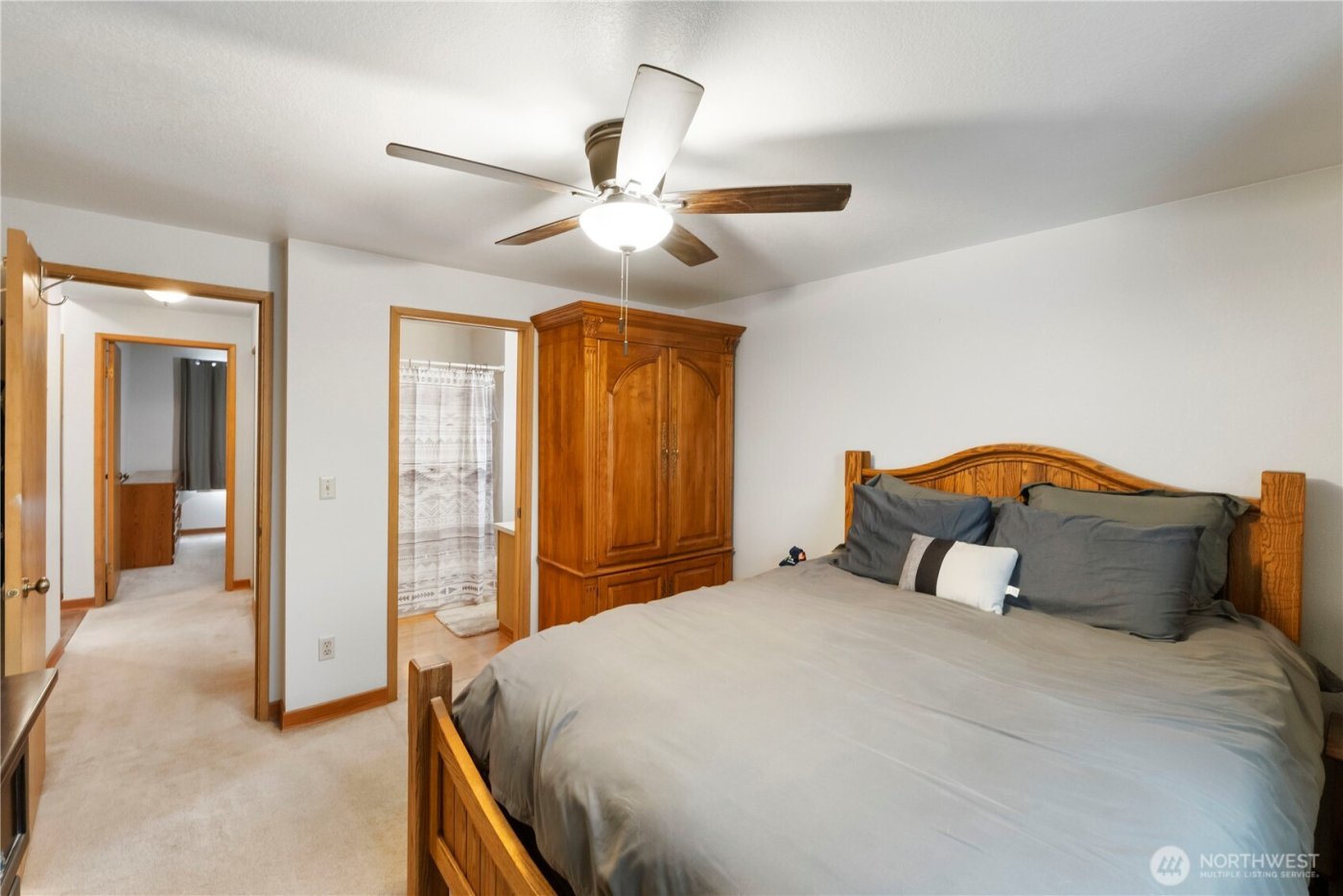 27630 130 Avenue SE, Kent, WA 98030-8866