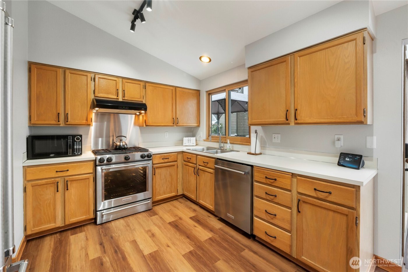 27630 130 Avenue SE, Kent, WA 98030-8866