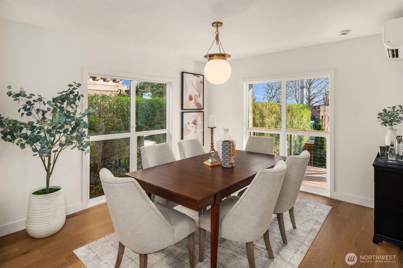 919 23rd Avenue E #A, Seattle, WA 98112-3550