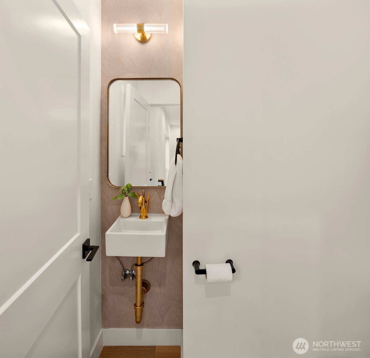 919 23rd Avenue E #A, Seattle, WA 98112-3550