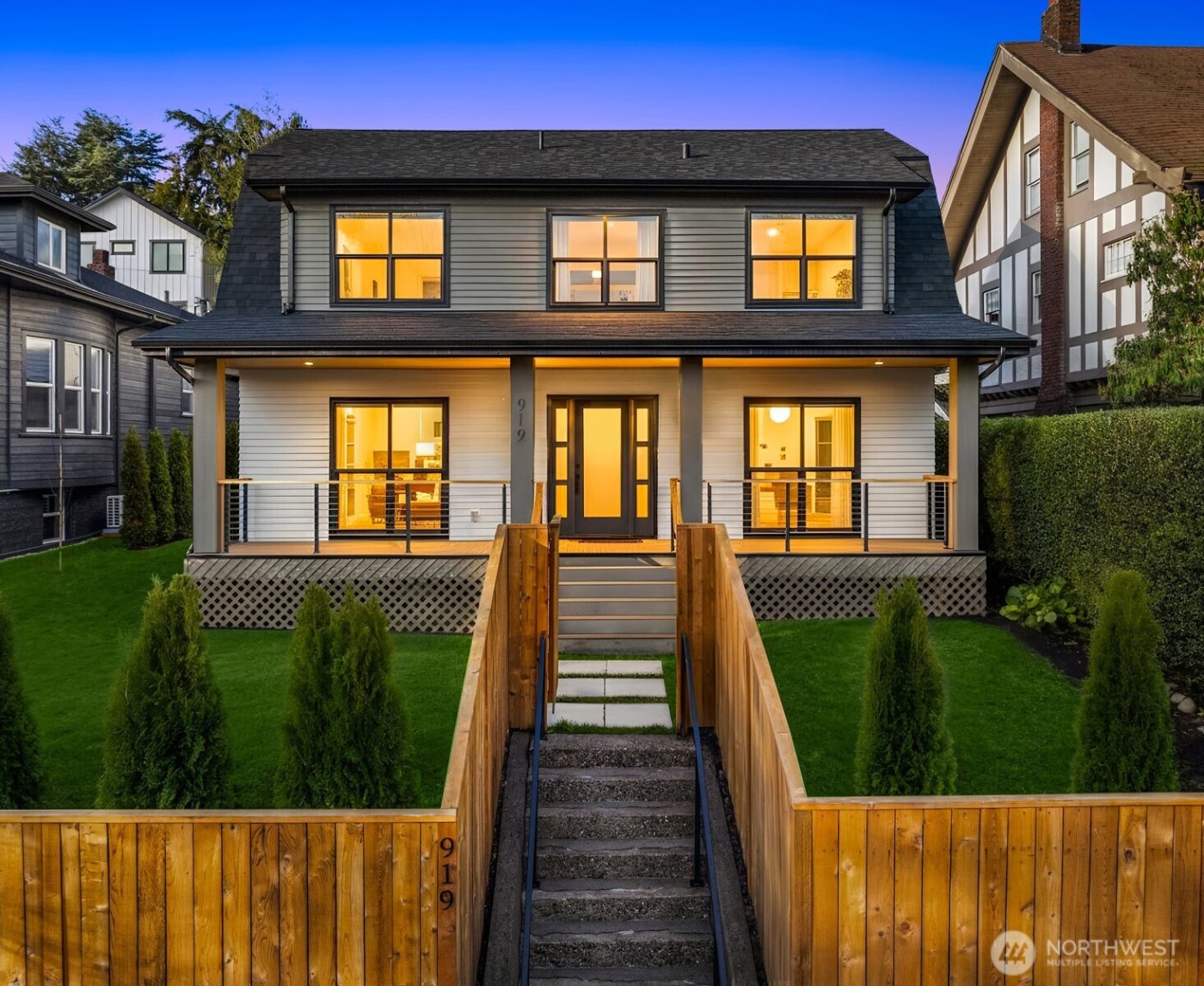 919 23rd Avenue E #A, Seattle, WA 98112-3550