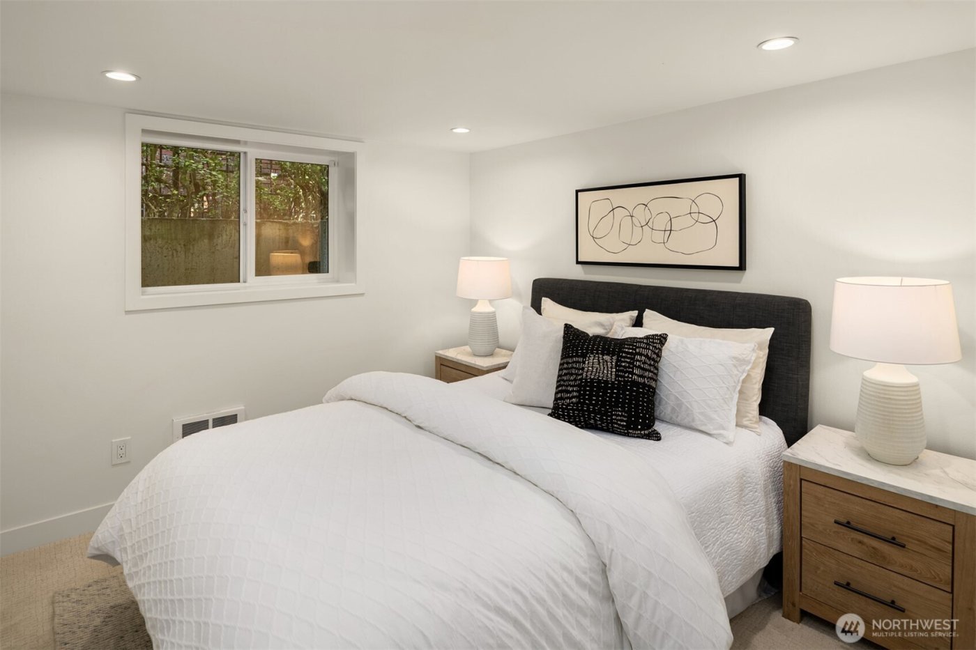 919 23rd Avenue E #A, Seattle, WA 98112-3550