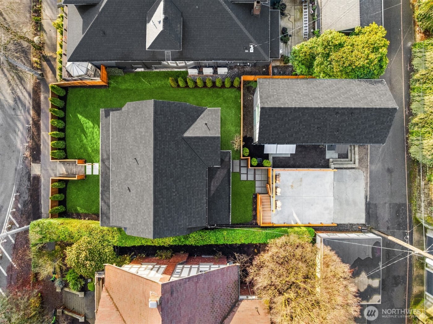 919 23rd Avenue E #A, Seattle, WA 98112-3550