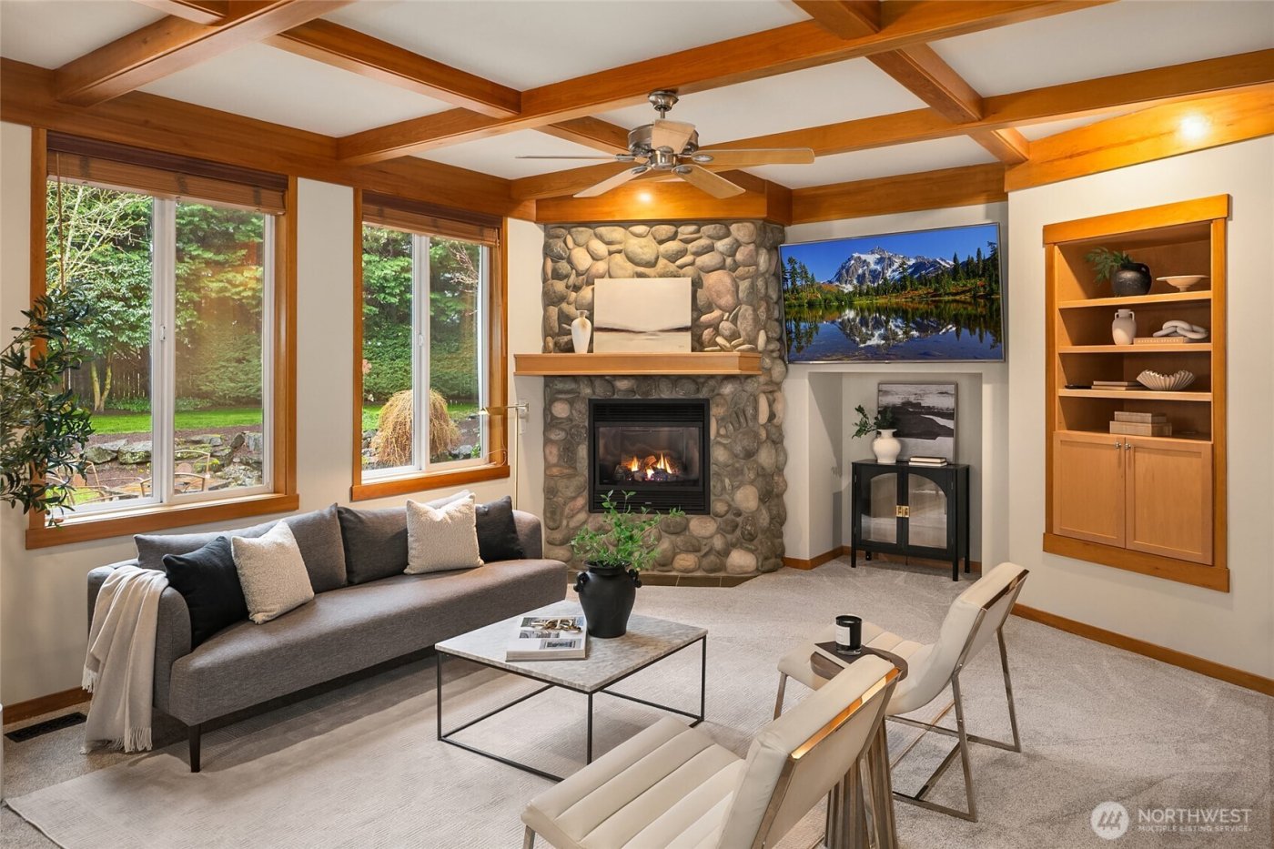 28927 230th Avenue SE, Black Diamond, WA 98010-1716