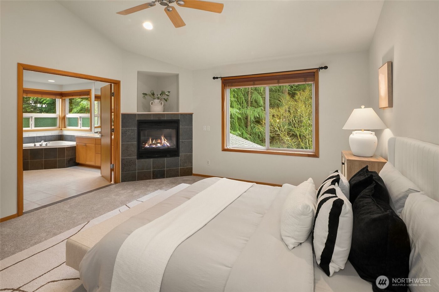 28927 230th Avenue SE, Black Diamond, WA 98010-1716