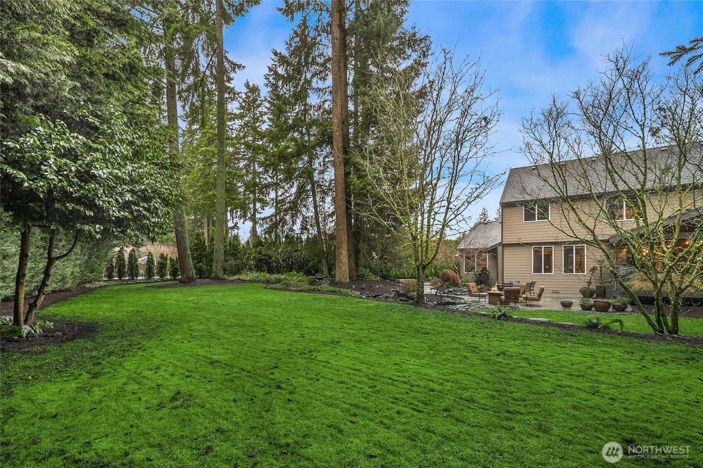 28927 230th Avenue SE, Black Diamond, WA 98010-1716