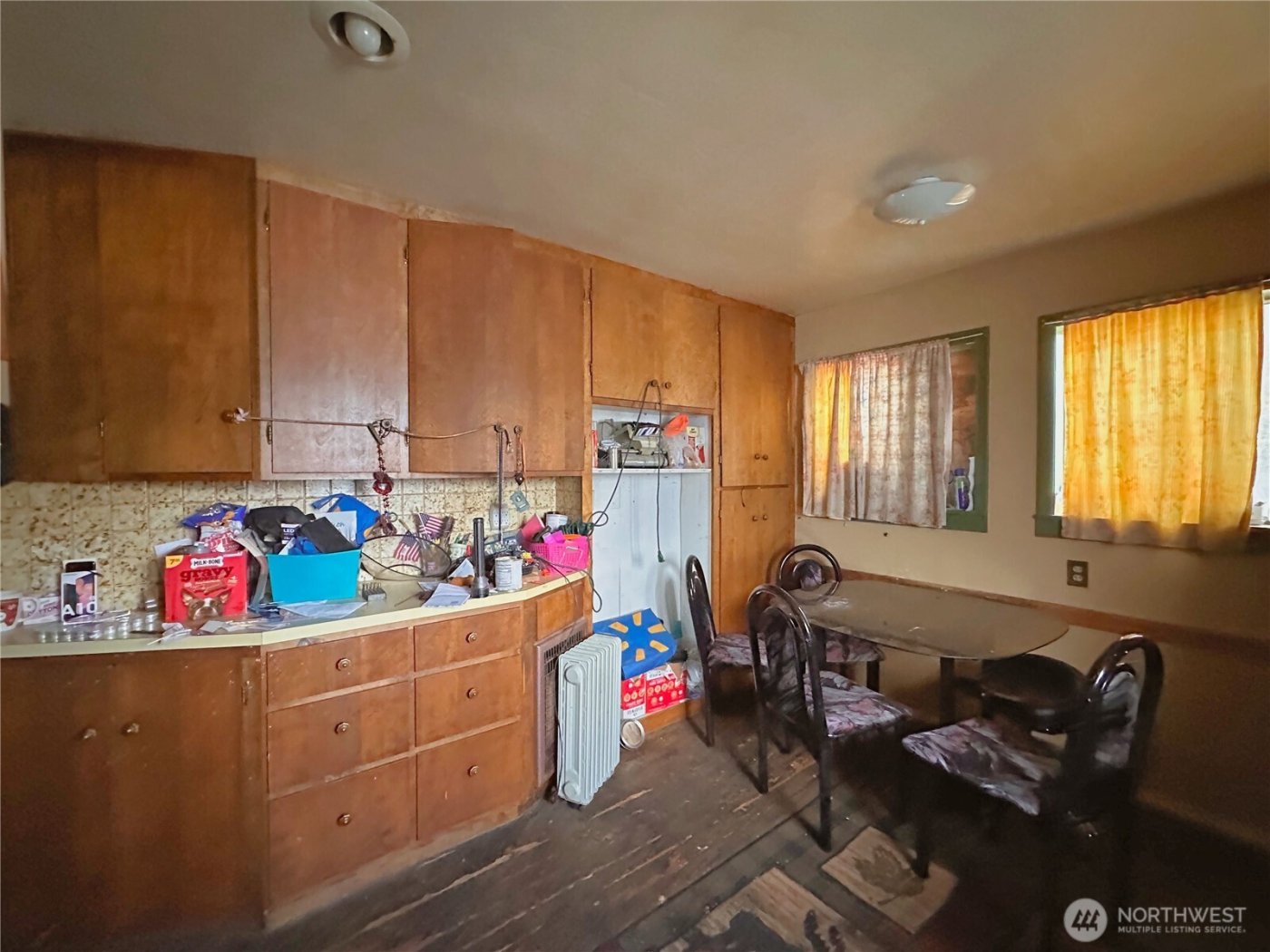 111 Young Street , Grand Coulee, WA 99133