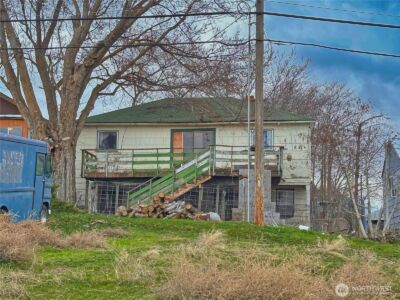 111 Young Street , Grand Coulee, WA 99133 - Photo 9
