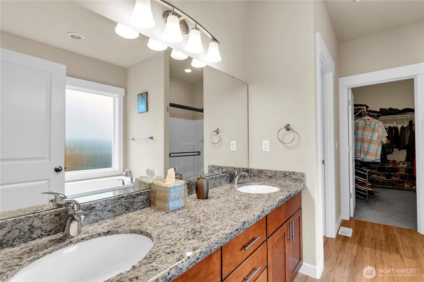 13914 SE 136th Pl , Renton, WA 98059-5419