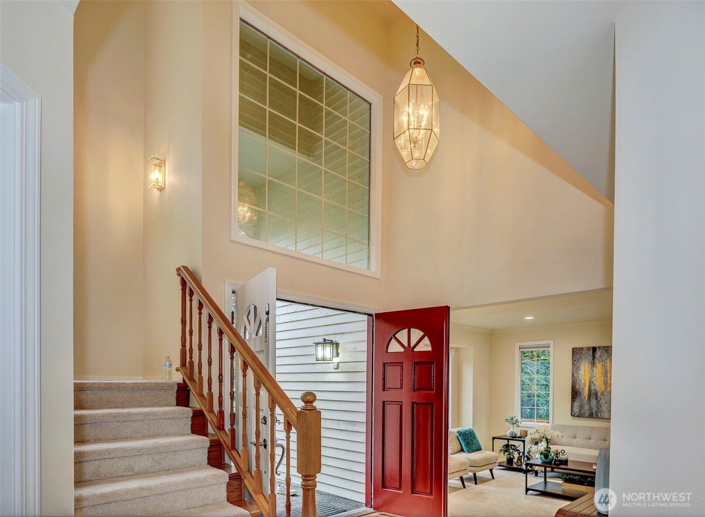 13133 NE 74th Street , Kirkland, WA 98033-8300