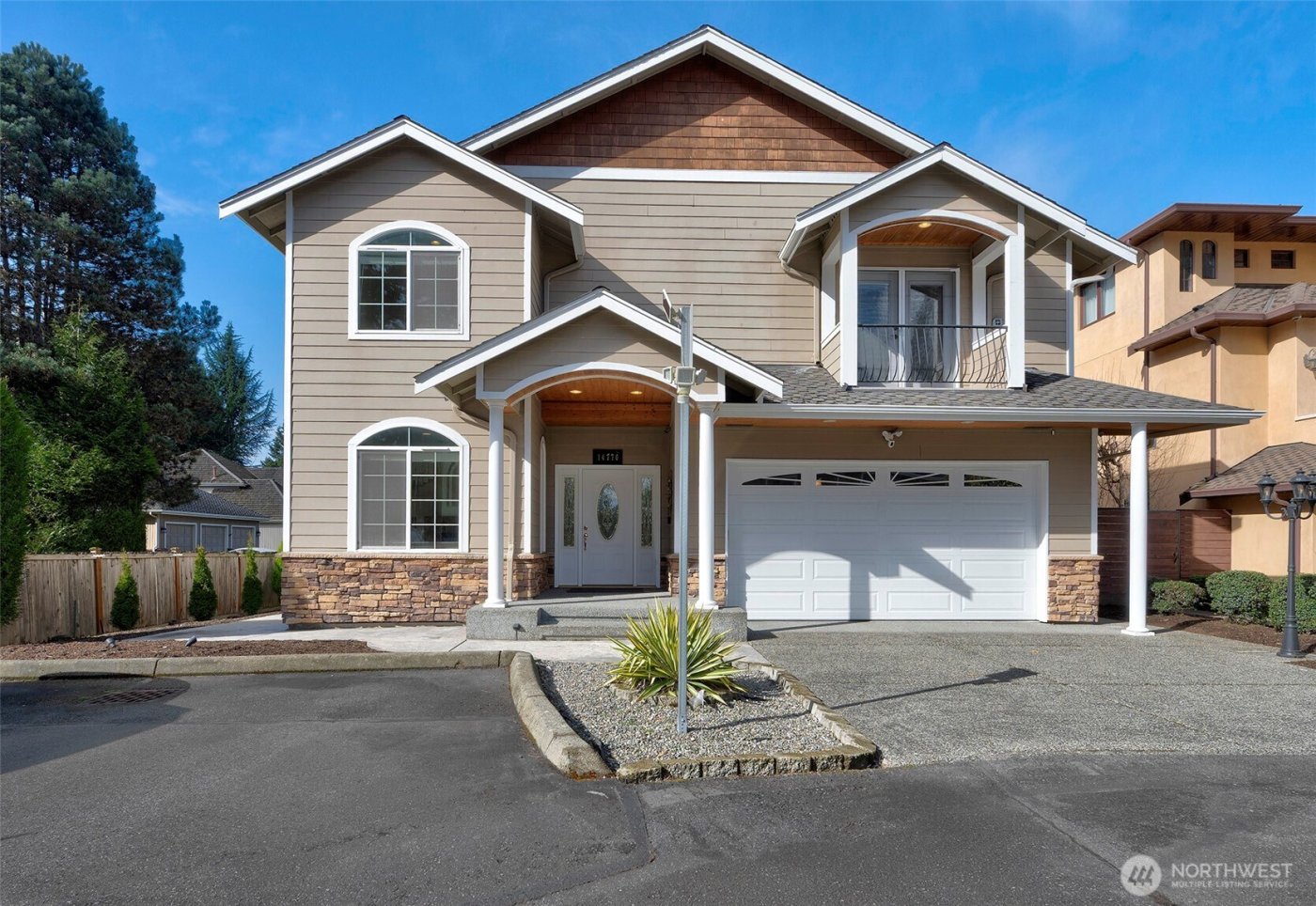14770 NE 60th Court , Redmond, WA 98052-5316