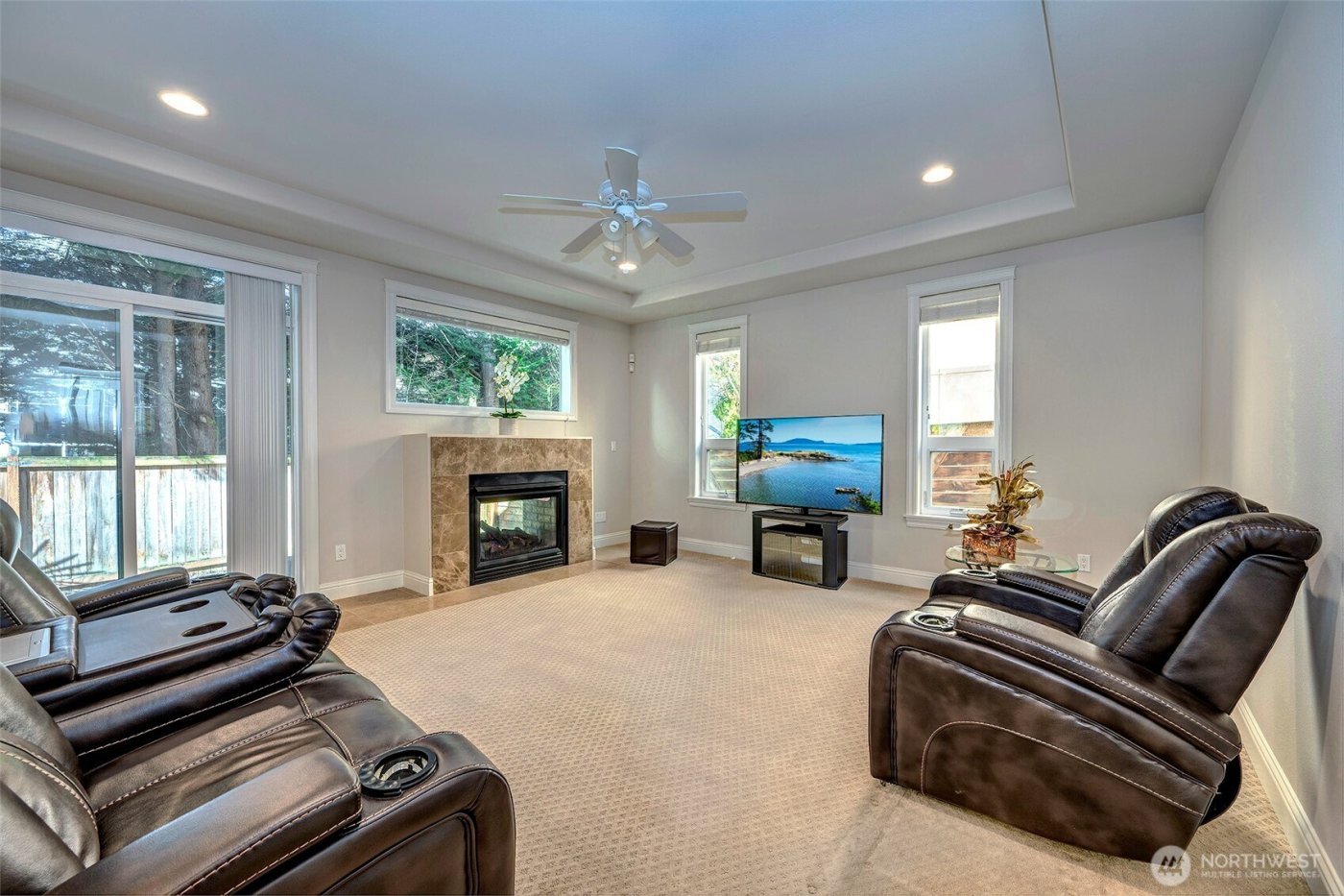 14770 NE 60th Court , Redmond, WA 98052-5316