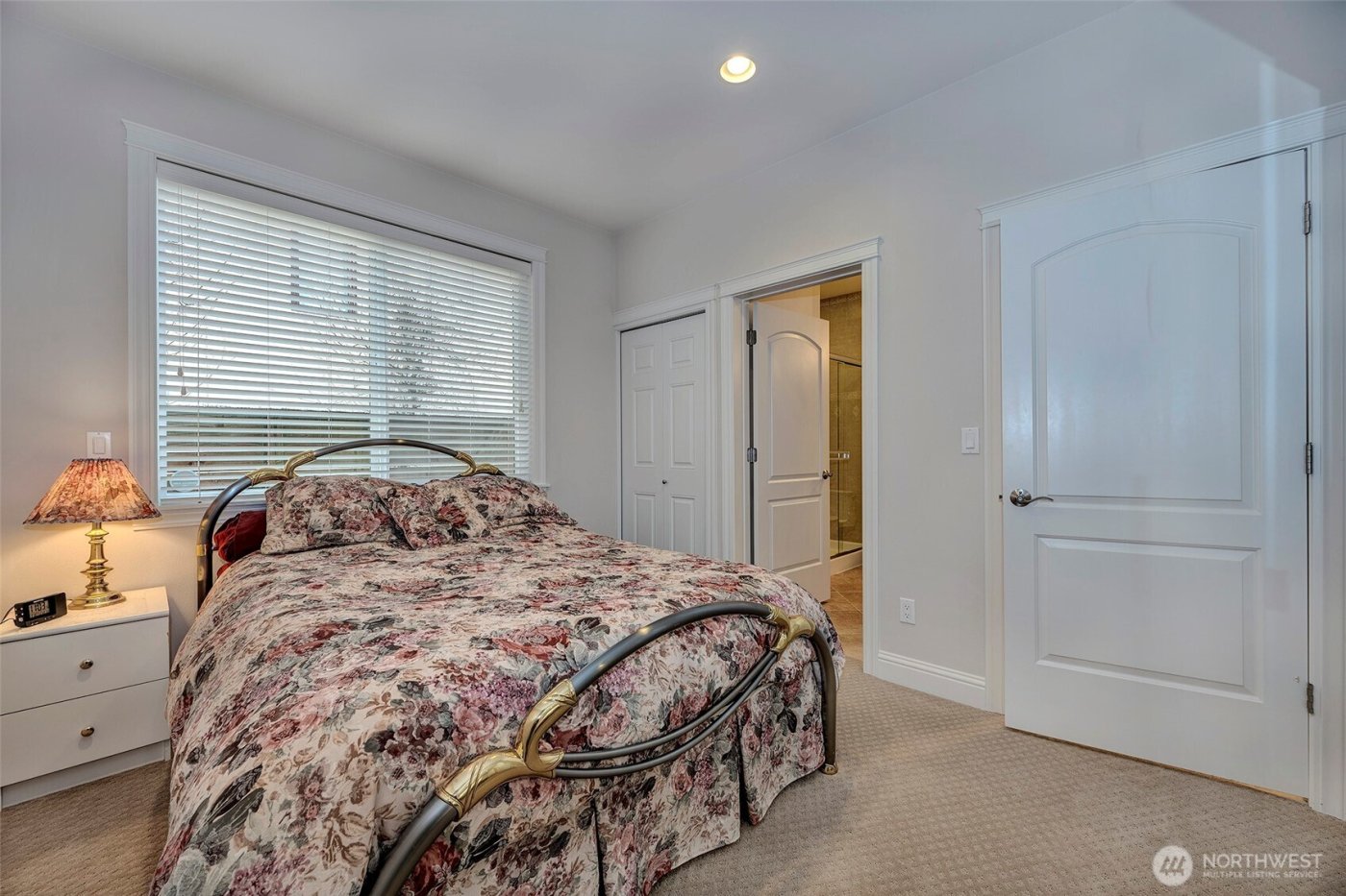 14770 NE 60th Court , Redmond, WA 98052-5316