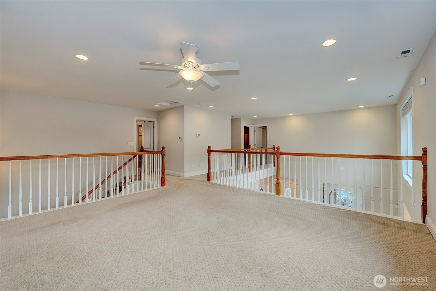 14770 NE 60th Court , Redmond, WA 98052-5316