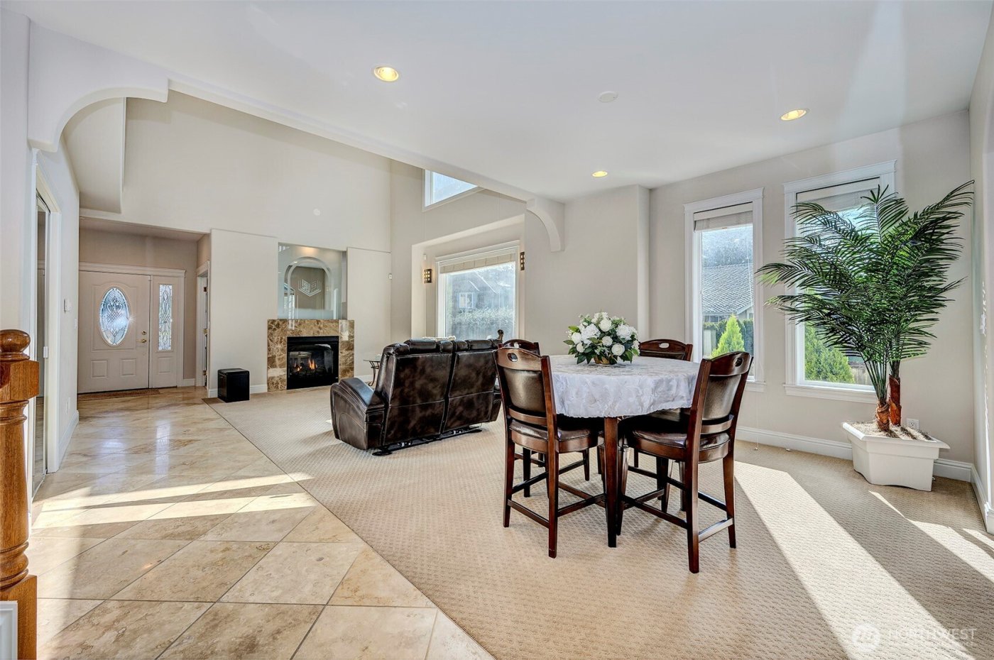 14770 NE 60th Court , Redmond, WA 98052-5316