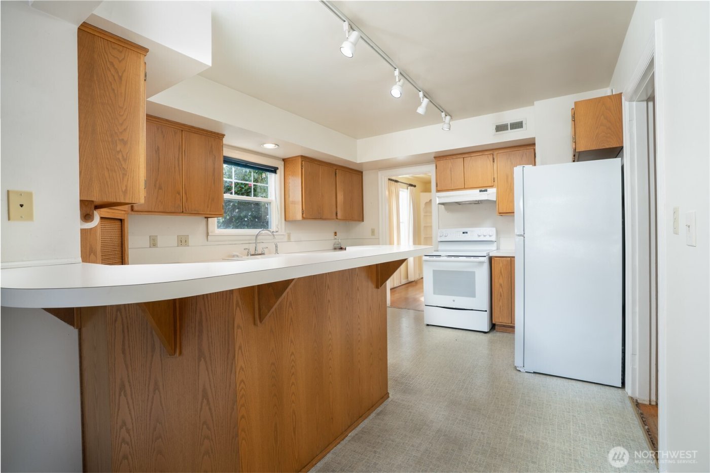 2119 N Union Avenue , Tacoma, WA 98406