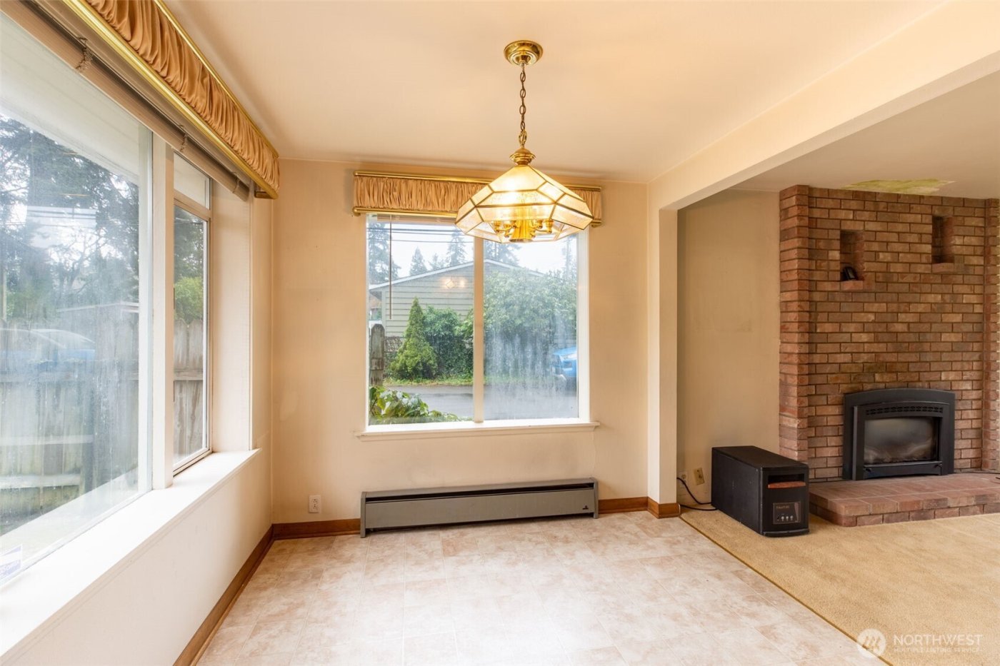 20115 76th Avenue W, Lynnwood, WA 98036