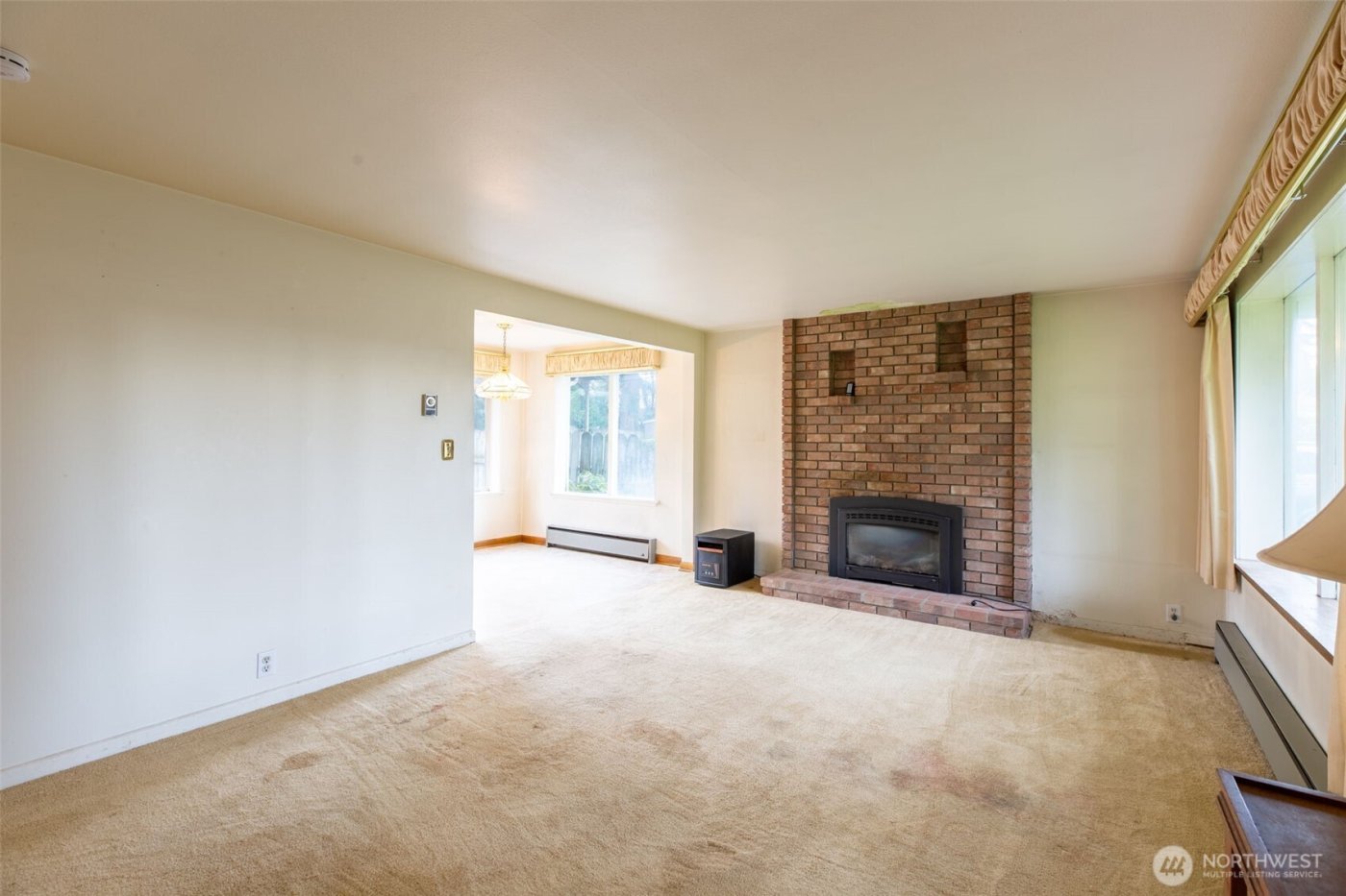 20115 76th Avenue W, Lynnwood, WA 98036