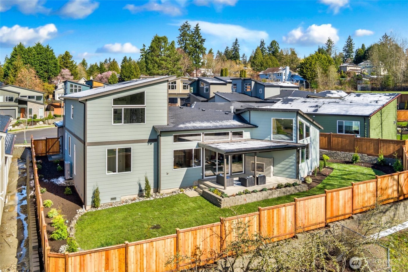 10035 NE 196th. Place , Bothell, WA 98011