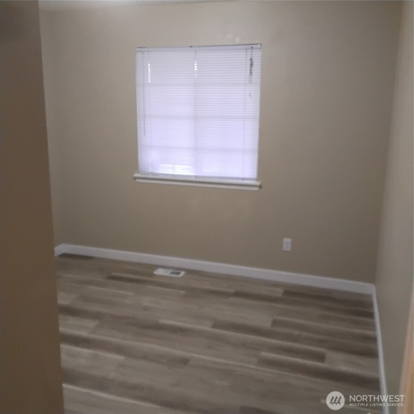 308 Callendar Street NW, Orting, WA 98360-9493