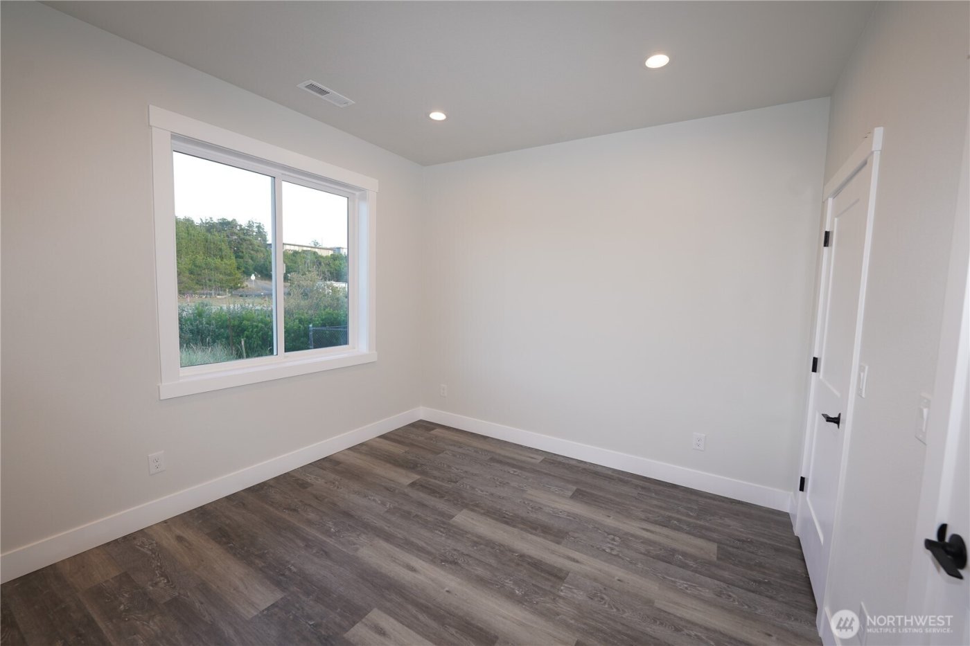 30410 H Street , Ocean Park, WA 98640