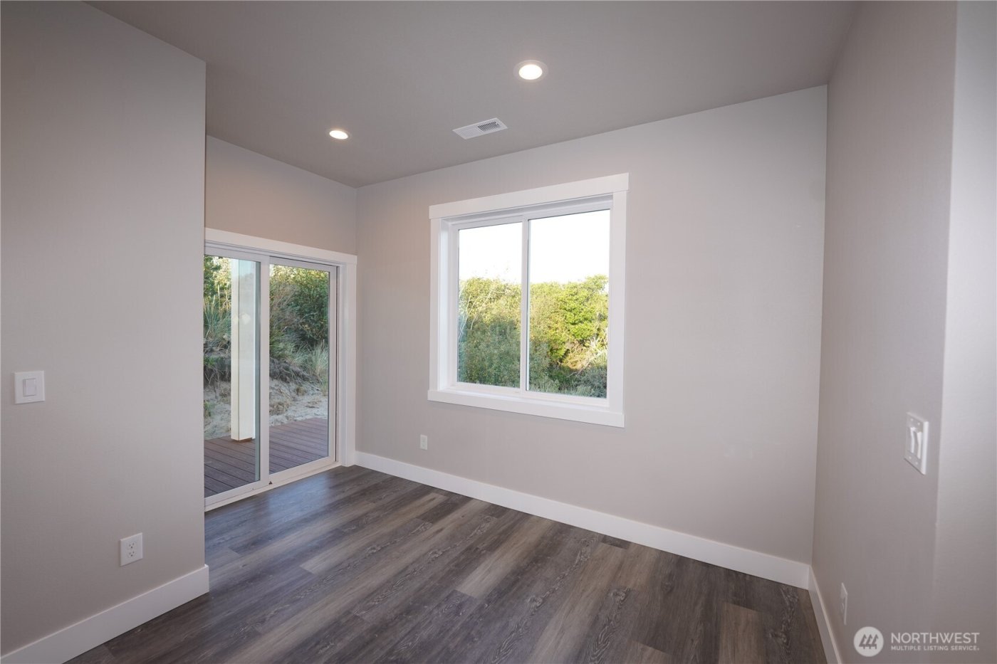 30410 H Street , Ocean Park, WA 98640