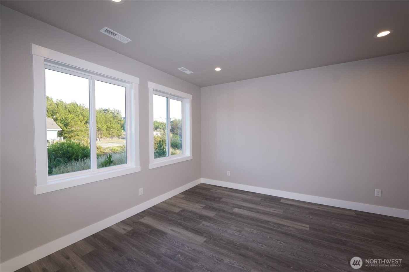 30410 H Street , Ocean Park, WA 98640