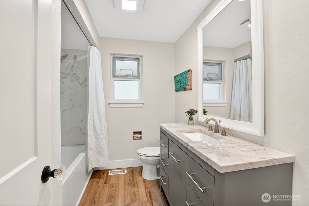 16227 SE 224th Street , Kent, WA 98042