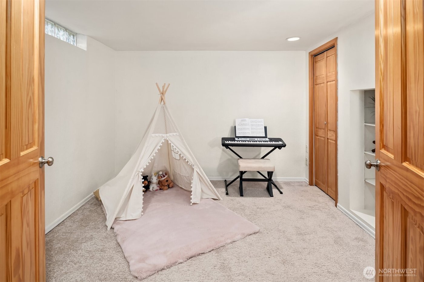 11340 Alton Avenue NE, Seattle, WA 98125