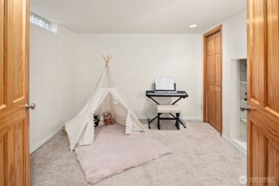 11340 Alton Avenue NE, Seattle, WA 98125 - Photo 19