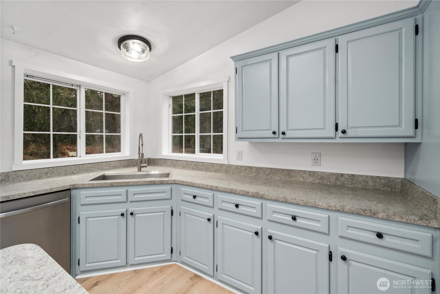 3643 SE Engledow Lane , Port Orchard, WA 98367